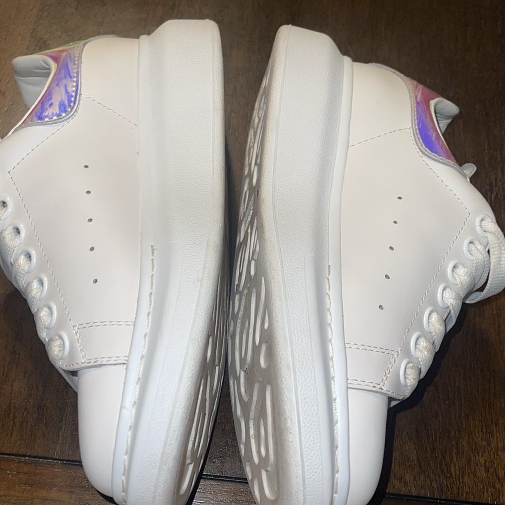 Alexander Mcqueen - Picture 3 of 4